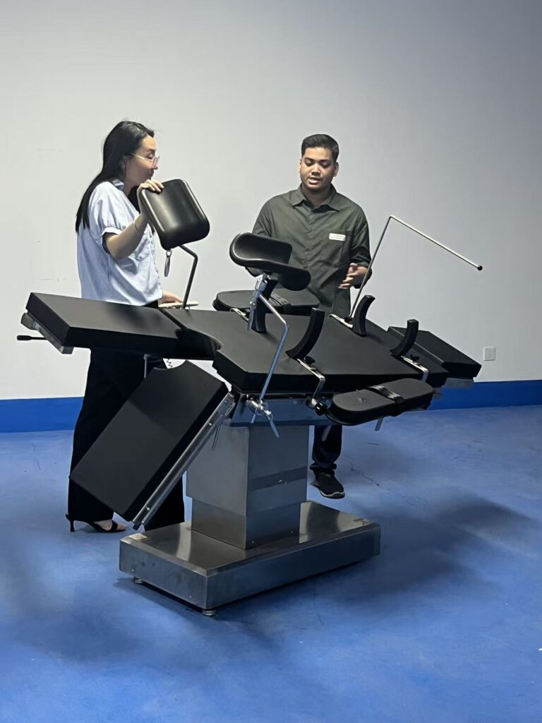 Paquete de equipamiento para quirófano llave en mano: Lista de verificación completa