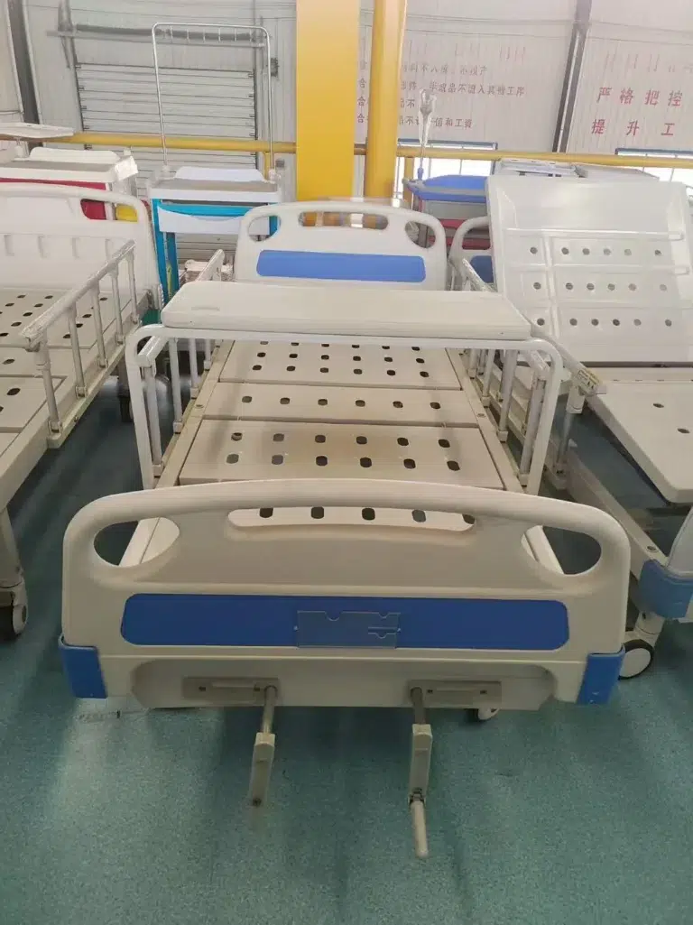 Semi-Electric Hospital Bed Guide: The Middle Ground
