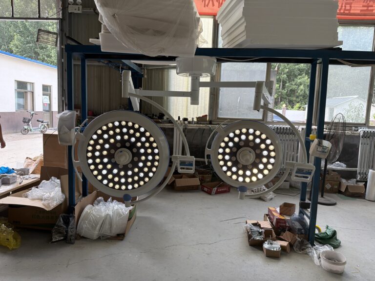 Ceiling-Mounted vs Wall-Mounted Surgical Lights: How to Choose for Your OR