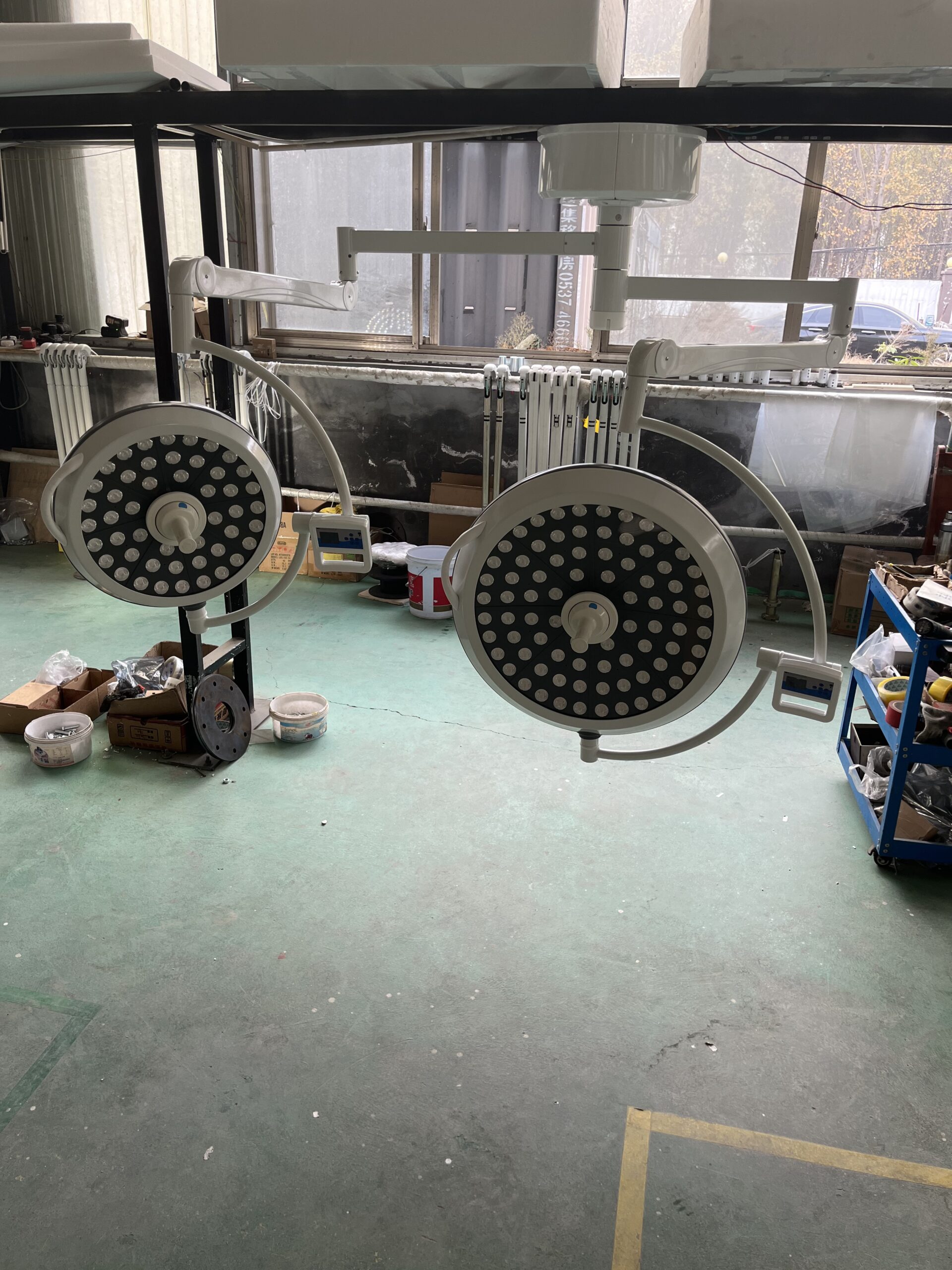 Sanyang Medical LED 700 500 surgical light system for operating room