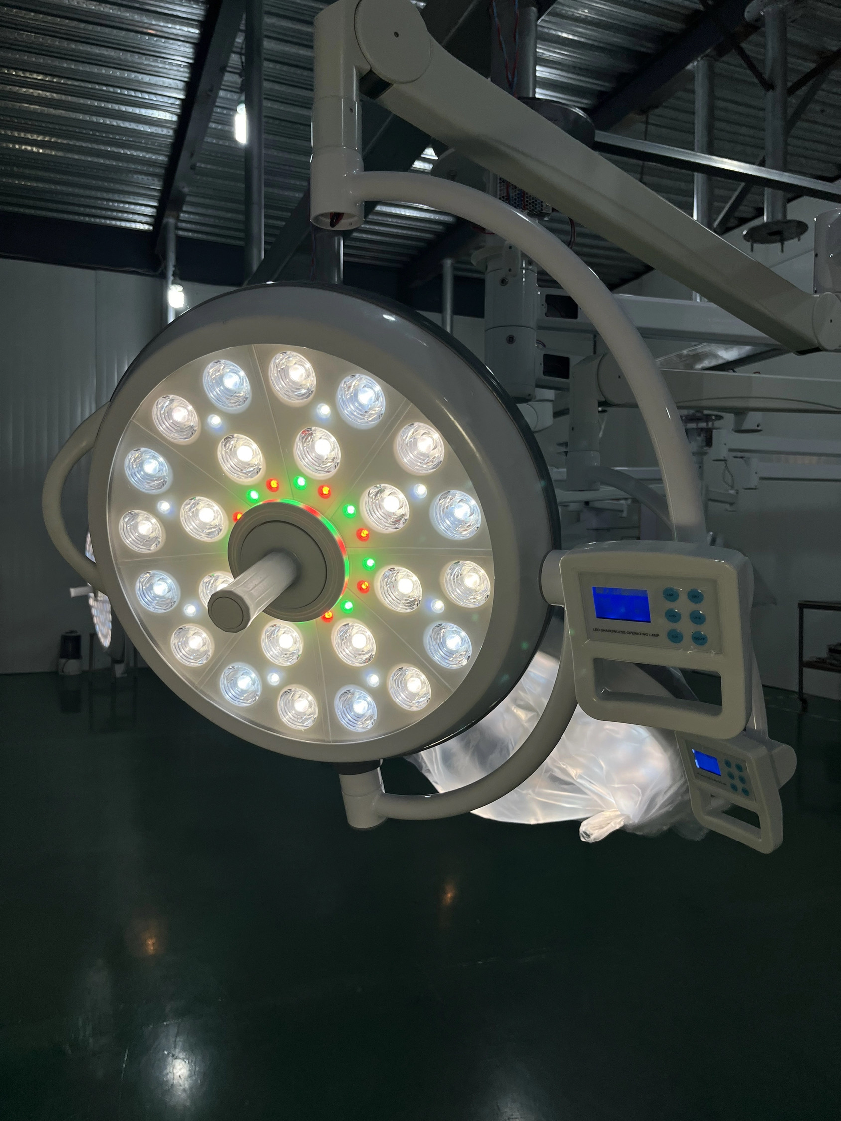 Sanyang Medical Surgical Light Spiral Color LED product image 05