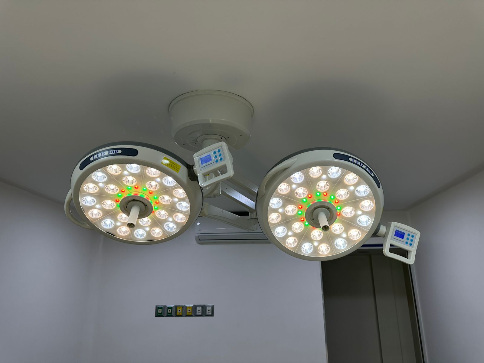 Sanyang Medical Surgical Light Spiral Color LED product image 06